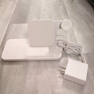 Logitech Powered 3-in-1 Charging Dock for iPhone, Apple Watch, and AirPods EUC